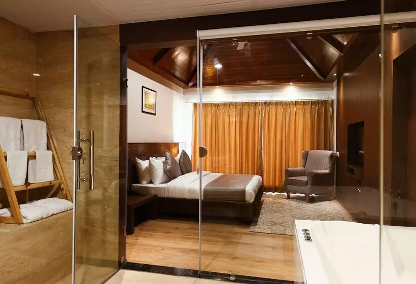 ホテル The Voyage By Kaizen Resort, Manali