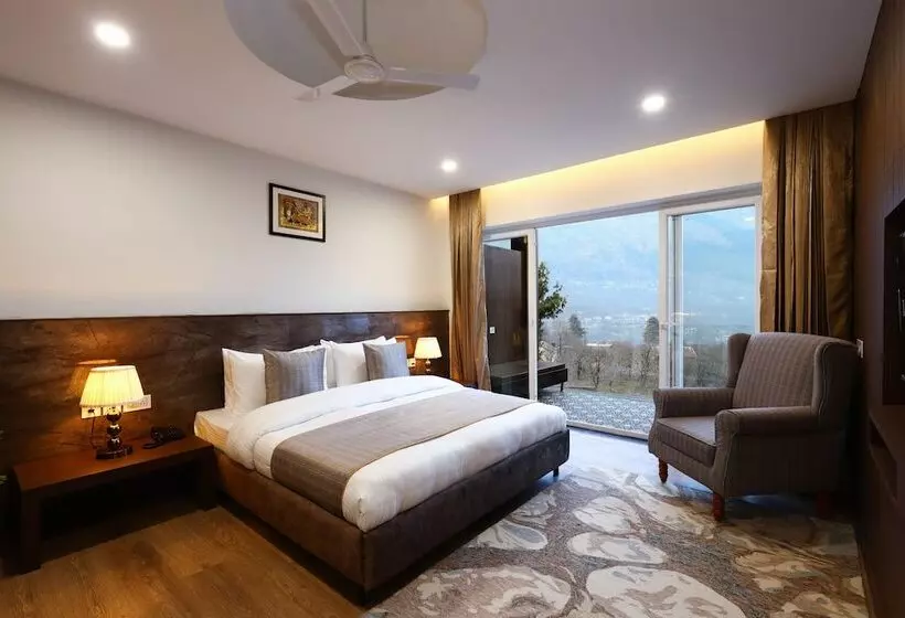 ホテル The Voyage By Kaizen Resort, Manali
