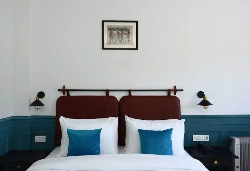 ホテル The Voyage By Kaizen Resort, Manali