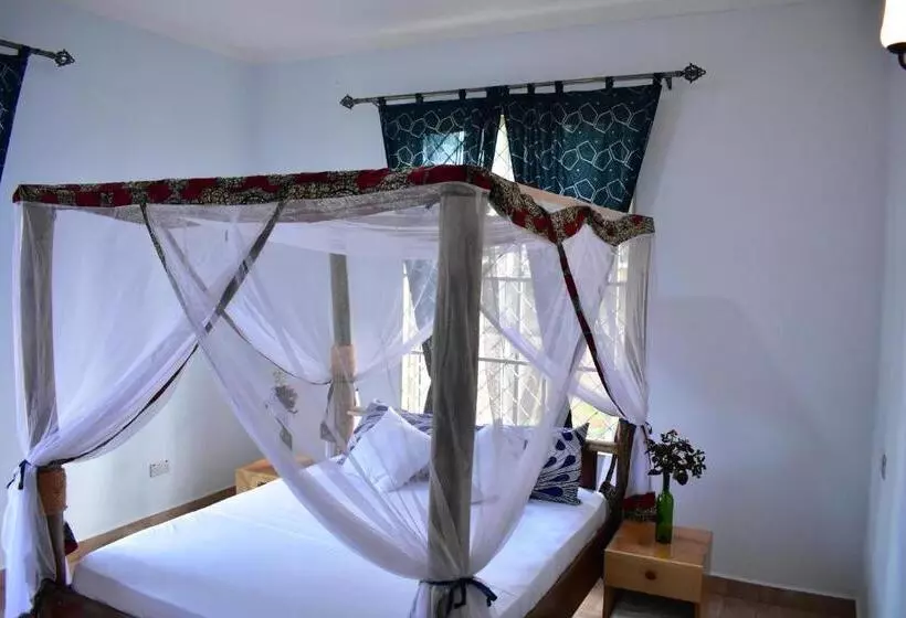 هتل Kilimanjaro Accommodation