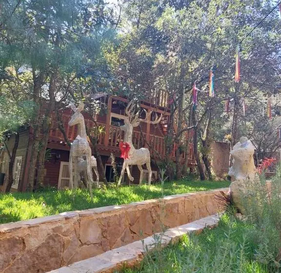 Hotelli La Cabaña Del Bosque