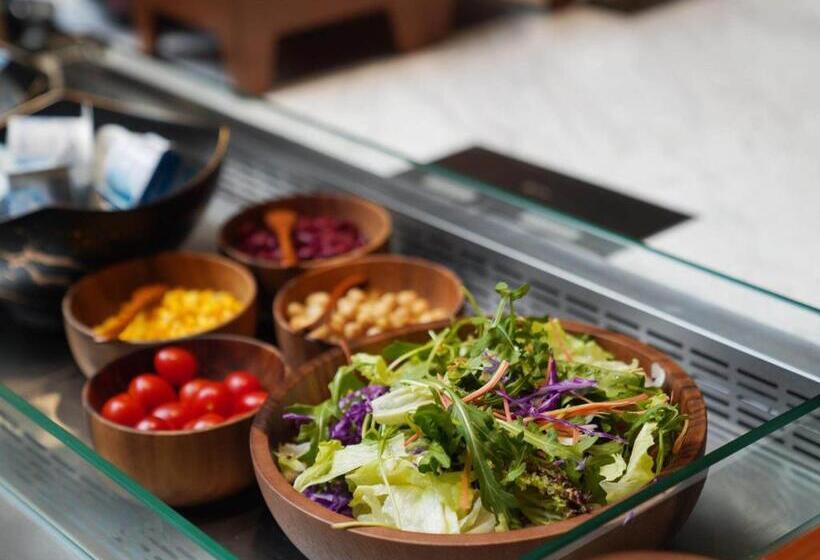 בית מלון כפרי Park Inn By Radisson Nanchong Yilong Star City Plaza