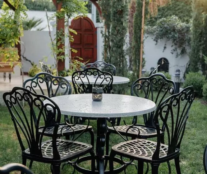 Hotelli Villaqua Boutique