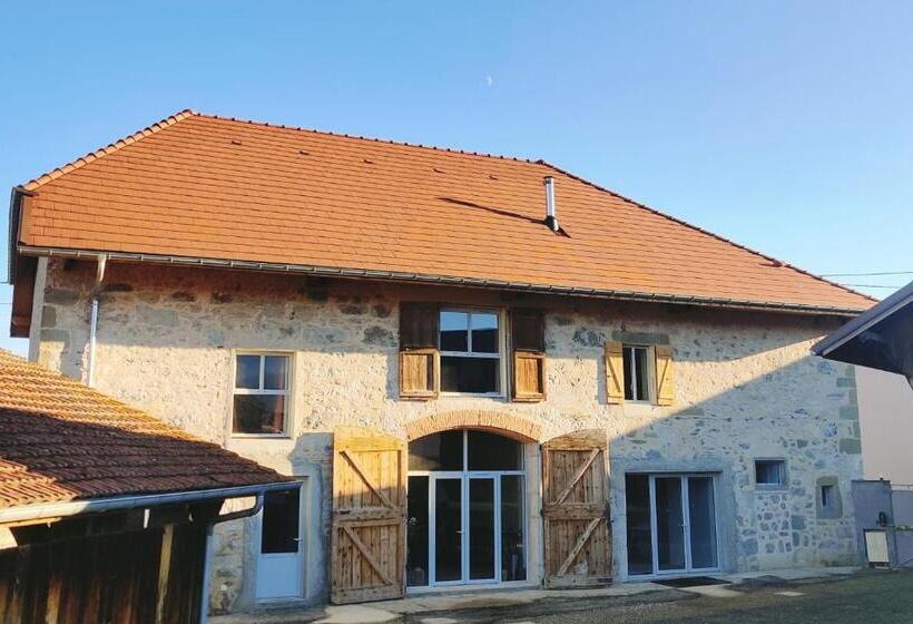 پانسیون Au Coin Du Chemin