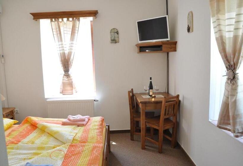 بنسيون Penzion Starý Pivovar