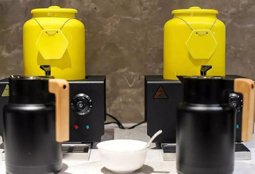 Vienna International Hotel Lanzhou Sasseur Outlets & Yellow Riverside