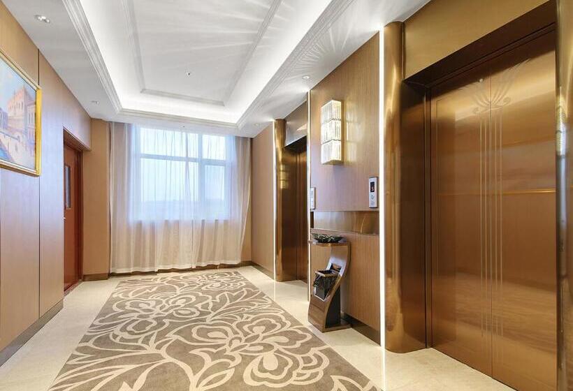 Vienna International Hotel Lanzhou Sasseur Outlets & Yellow Riverside