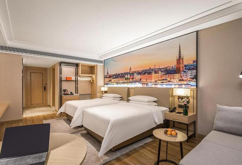 Vienna International Hotel Lanzhou Sasseur Outlets & Yellow Riverside