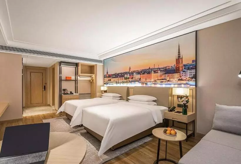 Vienna International Hotel Lanzhou Sasseur Outlets & Yellow Riverside