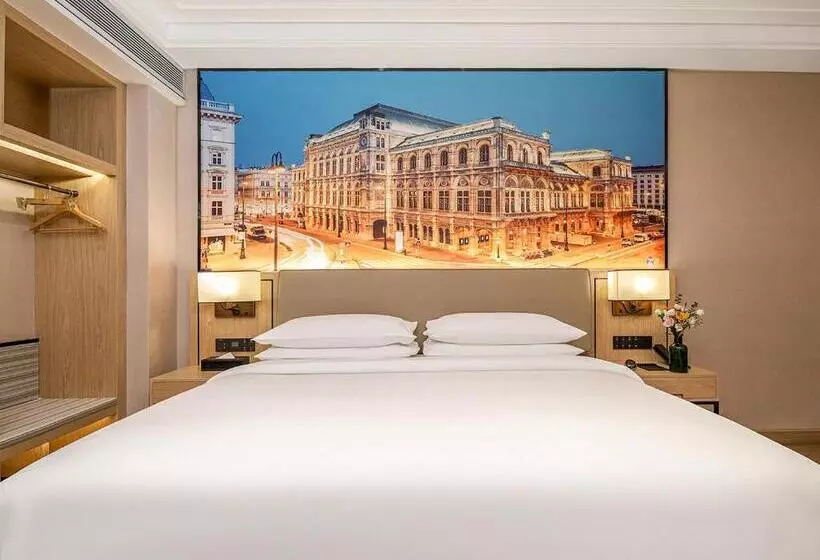 Vienna International Hotel Lanzhou Sasseur Outlets & Yellow Riverside