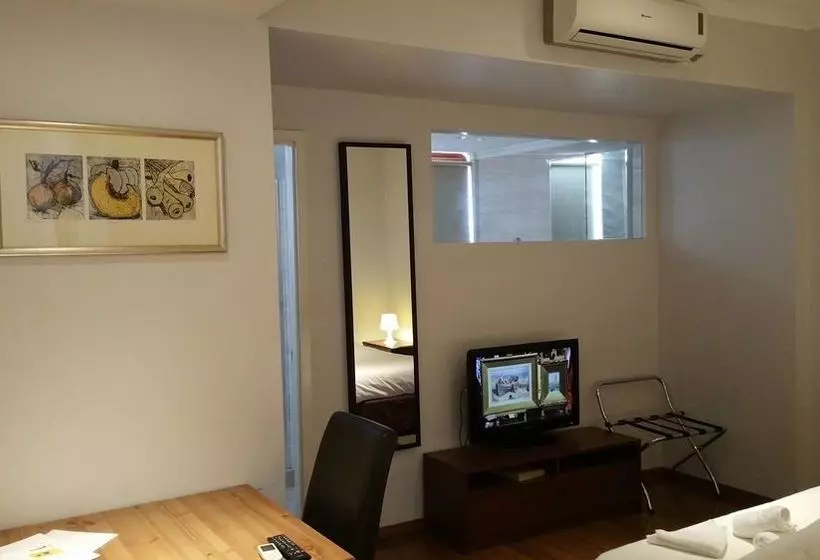 Adelaide House Apartments Fremantle