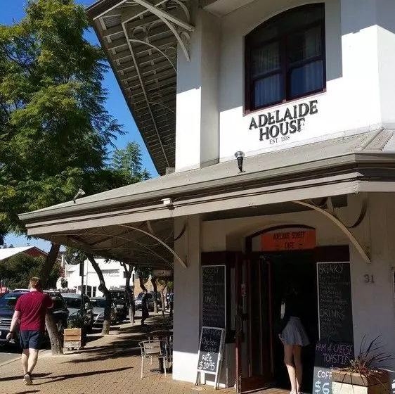 Adelaide House Apartments Fremantle
