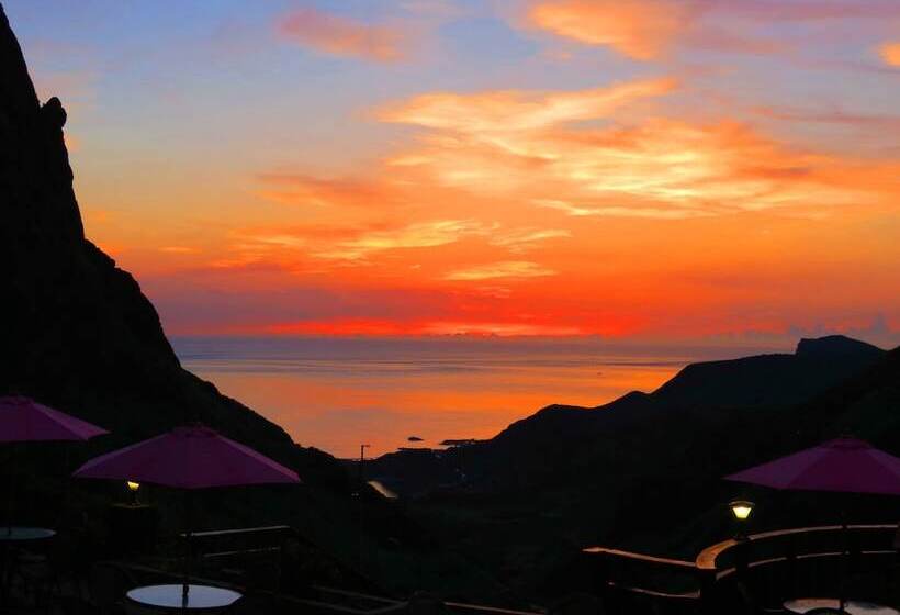 تختخواب و صبحانه Formosa Arcadian Villa