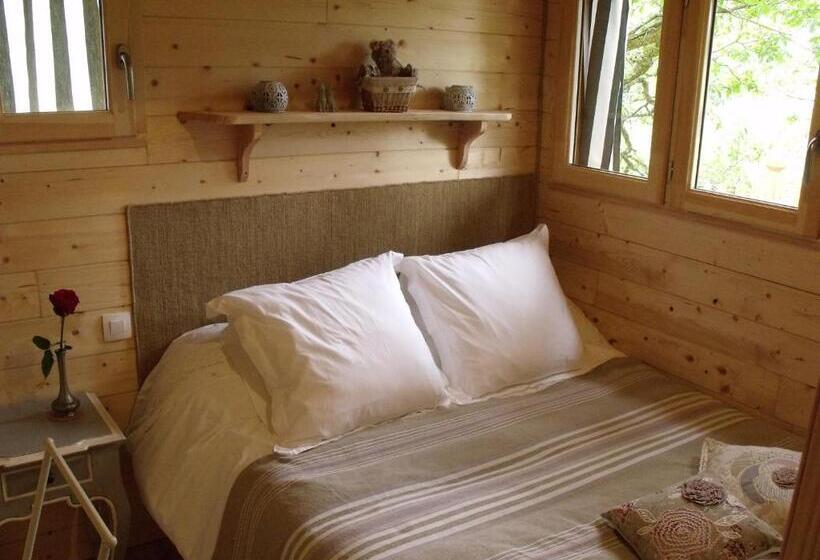 ベッドアンドブレックファースト La Cabane Du Vieux Chêne