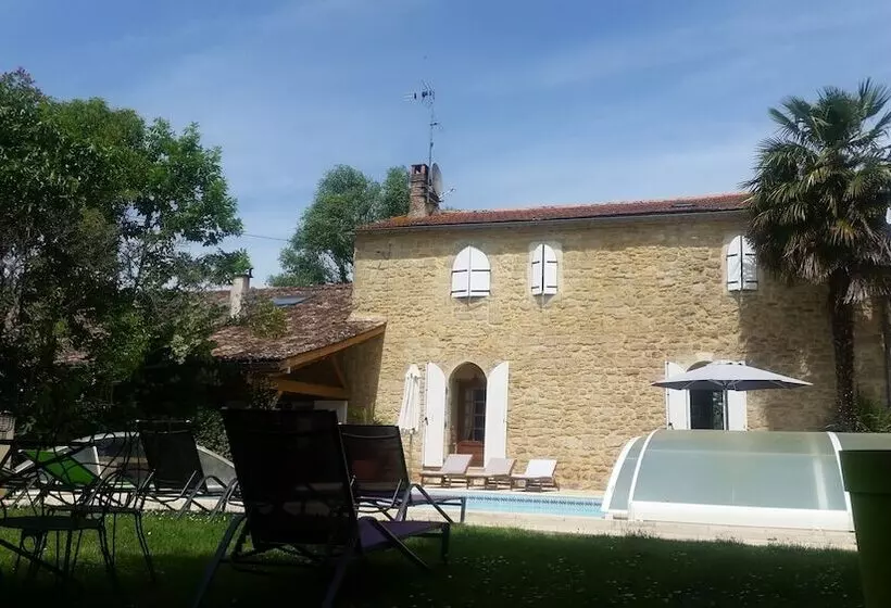 Aamiaismajoitus (B&B) Le Clos D'any