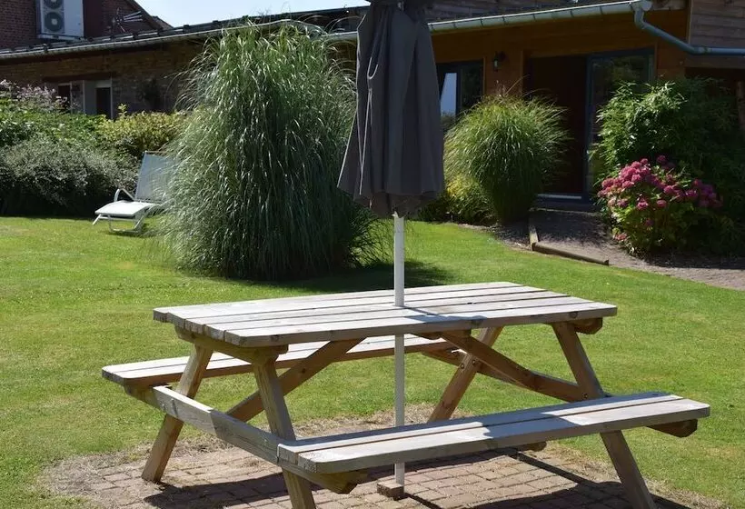 Aamiaismajoitus (B&B) Le Clos Du Clocher