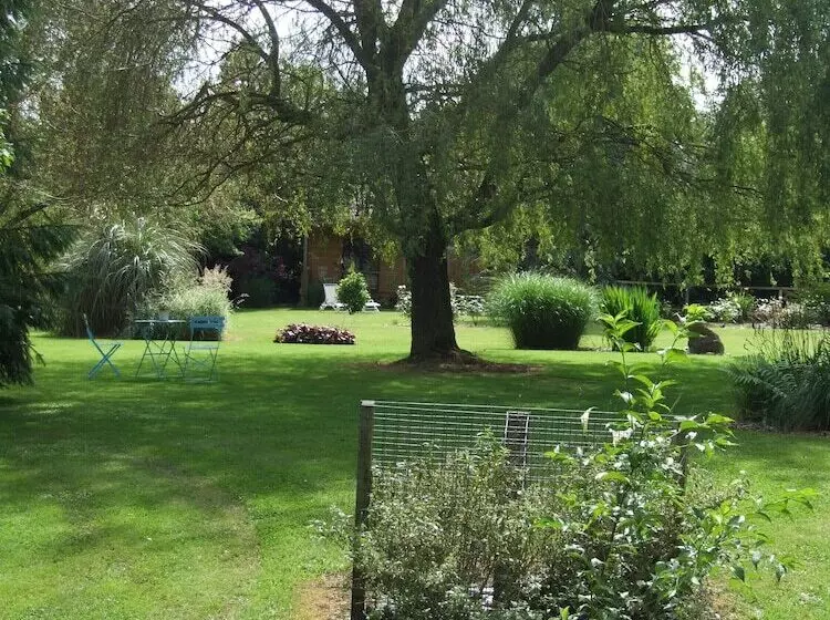 Aamiaismajoitus (B&B) Le Clos Du Clocher