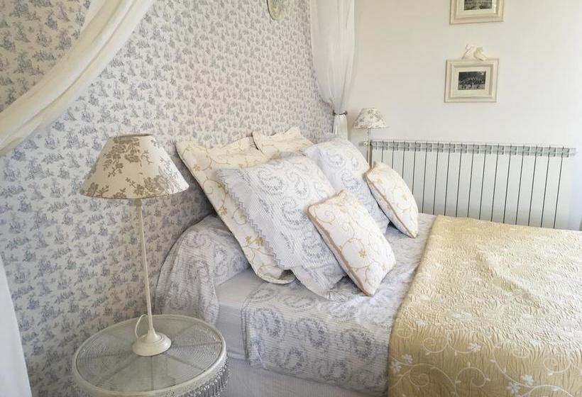 Bed and Breakfast Logis De La Mélissière