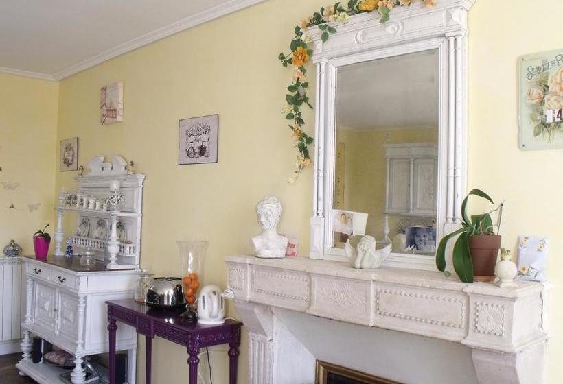 Bed and Breakfast Logis De La Mélissière