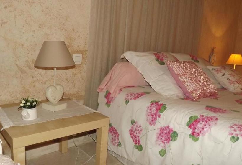 Bed and Breakfast Logis De La Mélissière