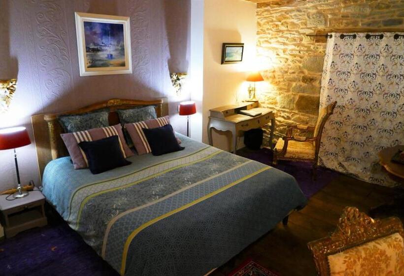 Bed and Breakfast Manoir Desnachez