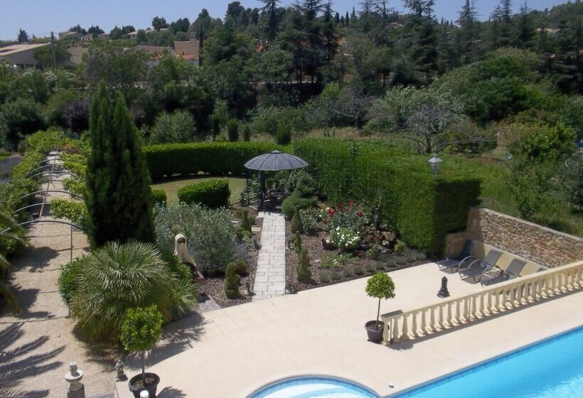 住宿加早餐  Villa Angel  Spa