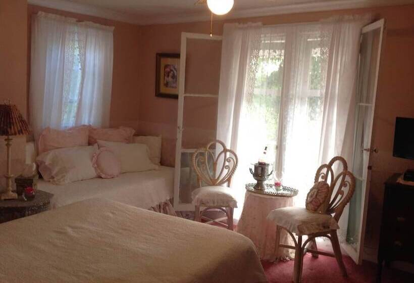 住宿加早餐 Walden On The Pond