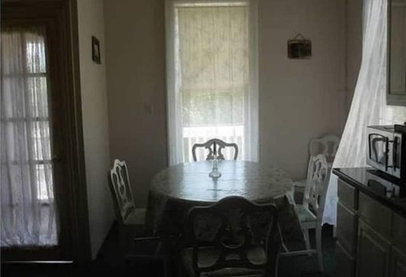 住宿加早餐 Walden On The Pond