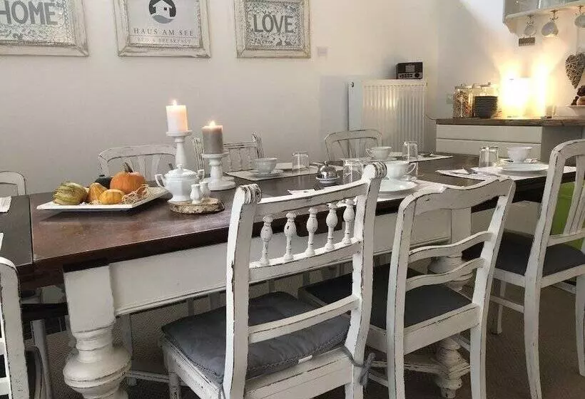 Haus Am See B&b