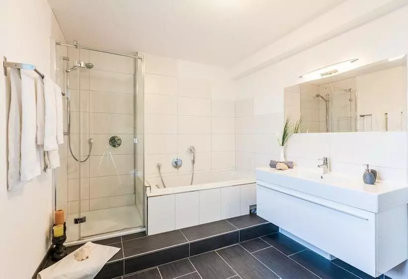 Haus Am See B&b