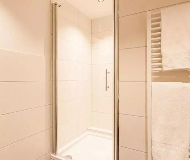 Haus Am See B&b