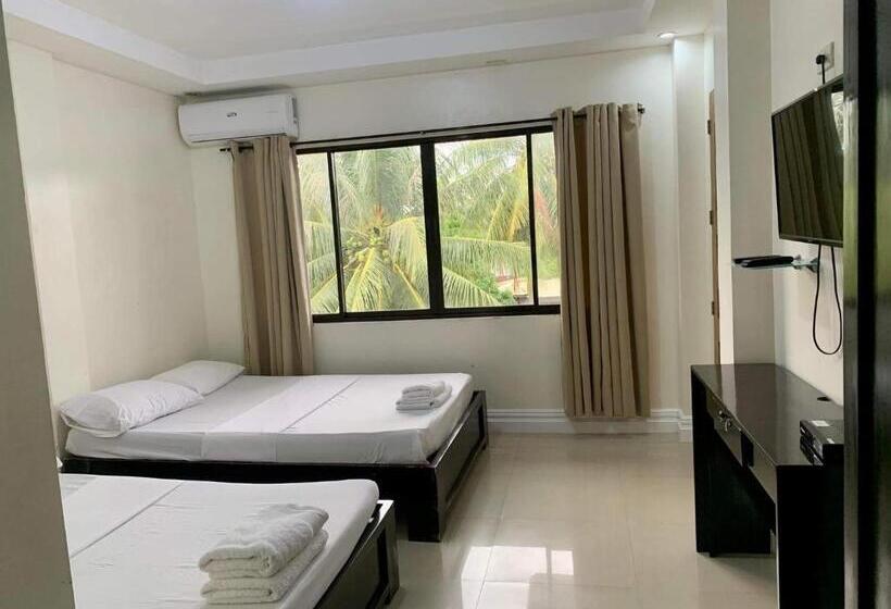 בית מלון כפרי Adelaida Pensionne