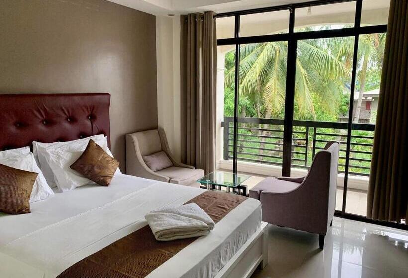 בית מלון כפרי Adelaida Pensionne