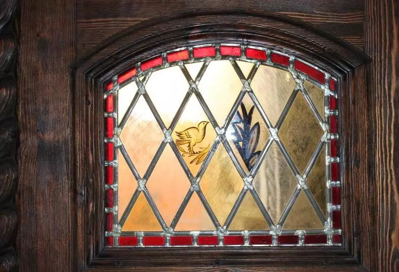 هتل Gasthof Zum Hirschen