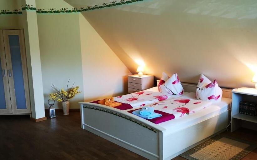 호텔 Golfcentrum Schloss Karnitz Rügen