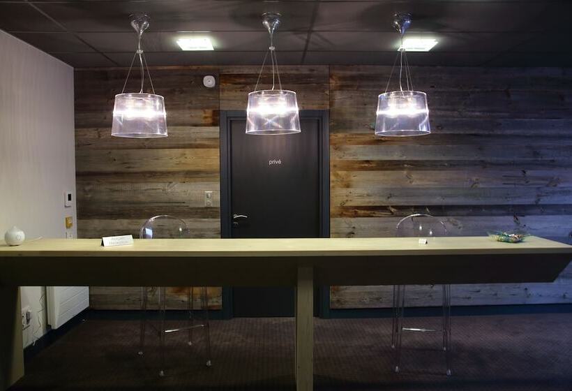 ホテル Hôtel Le Paradis Des Loups