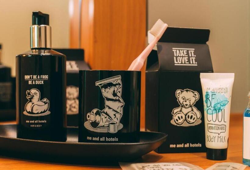 Me And All Hotel Dusseldorf, By Hyatt