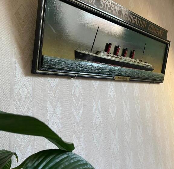 ホテル Sarl Macarena