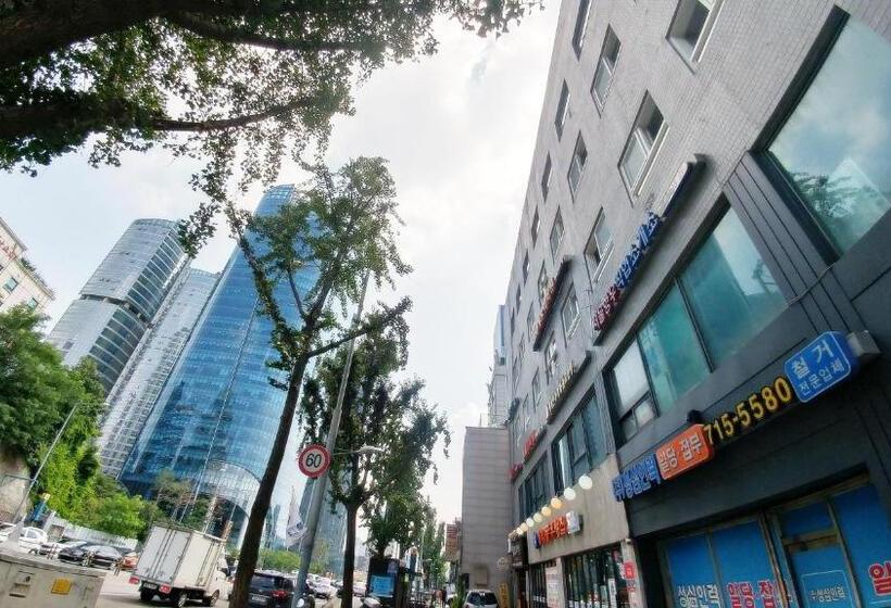 פנסיון K Grand Hotel Seoul