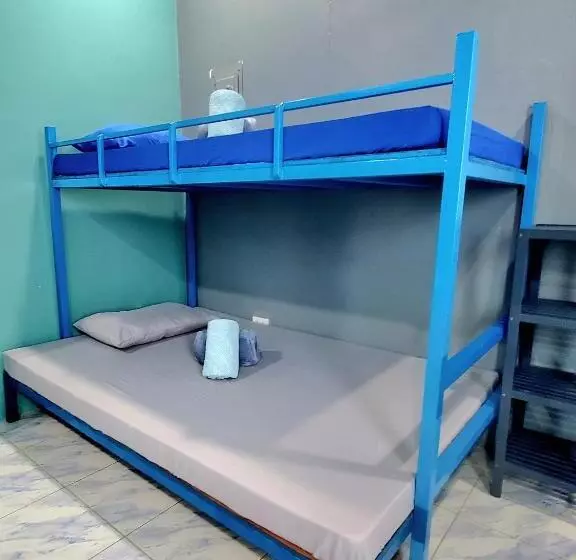 Retkeilymaja Hidden Palms Inn And Resort