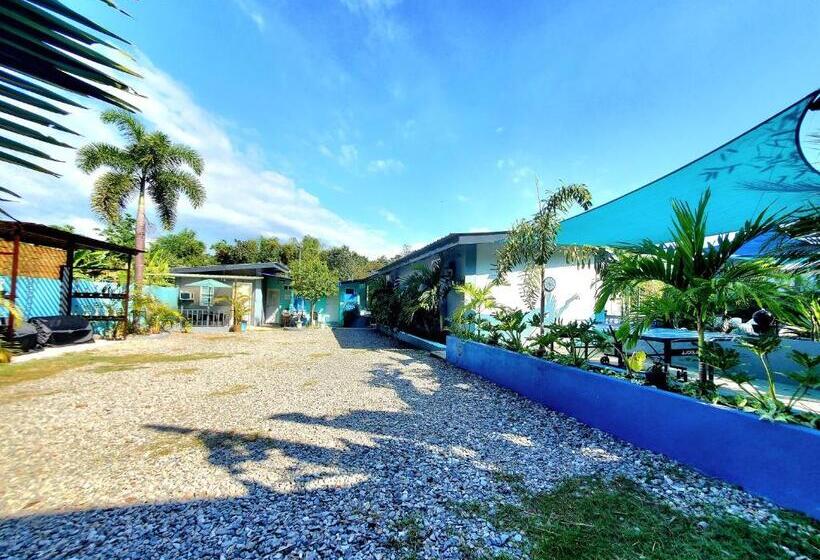 호스텔 Hidden Palms Inn And Resort