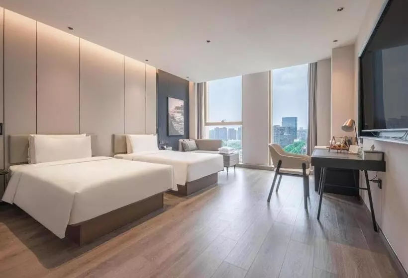 Atour Hotel Nantong Central South Brics