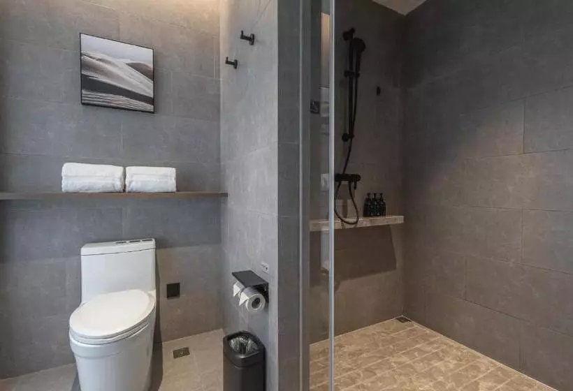 Atour Hotel Nantong Central South Brics