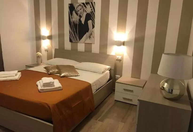 B&b Hollywood Parcheggio Privato