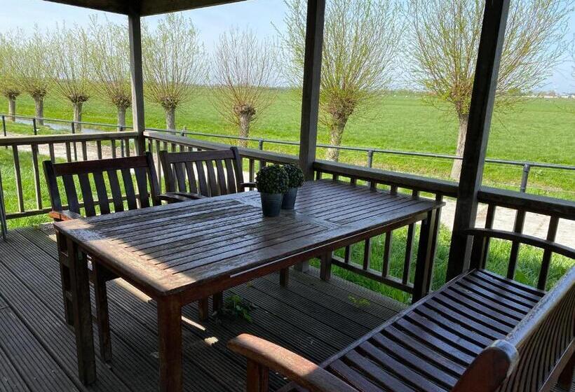 Bed and Breakfast Herberg Boerderij De Straat Hof