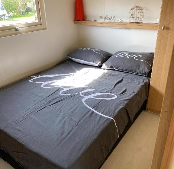 Bed and Breakfast Herberg Boerderij De Straat Hof