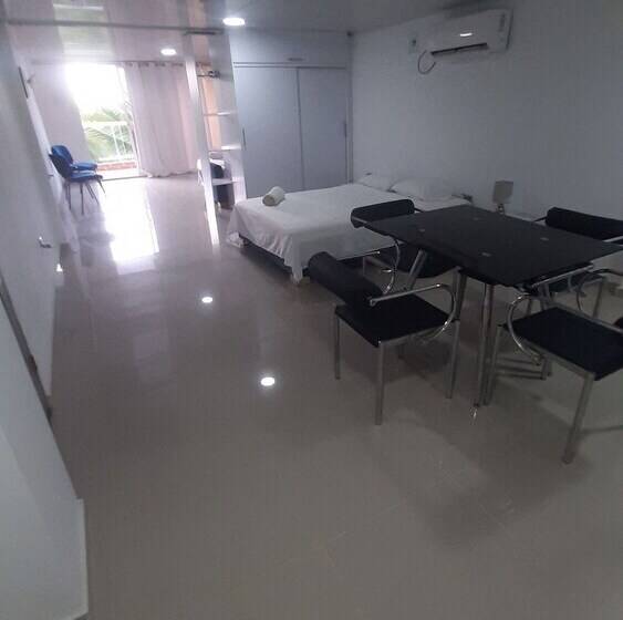 Bed and Breakfast Tropical House Club Bnb & Events