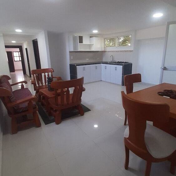 Bed and Breakfast Tropical House Club Bnb & Events