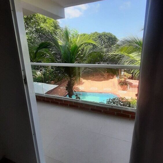 Bed and Breakfast Tropical House Club Bnb & Events