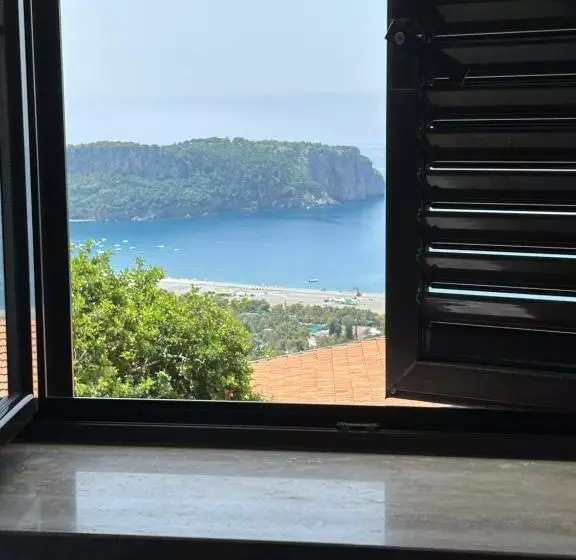 تختخواب و صبحانه Villa Loren